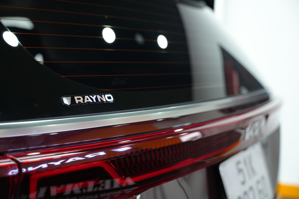 Khám phá công nghệ Nano Carbon Ceramic đột phá trên phim cách nhiệt Rayno