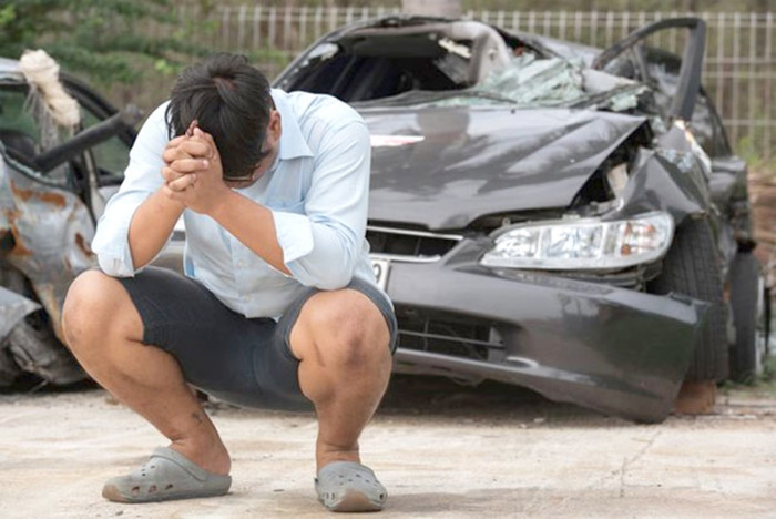 Cho mượn xe gây tai nạn có phải bồi thường hay đi tù không?