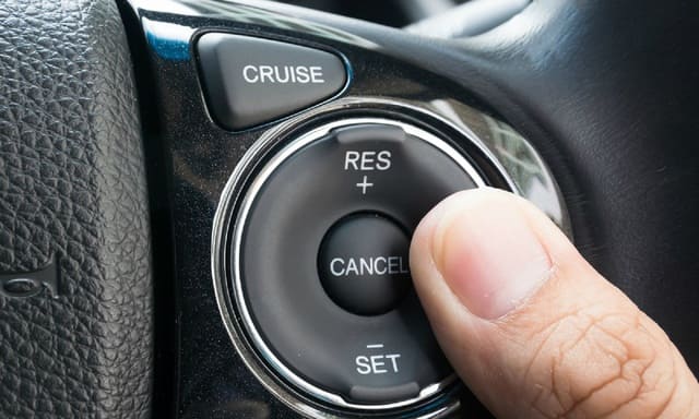 Cruise Control Là Gì? & 5+ Thông Tin Hữu Ích Mà Bạn Nên Biết