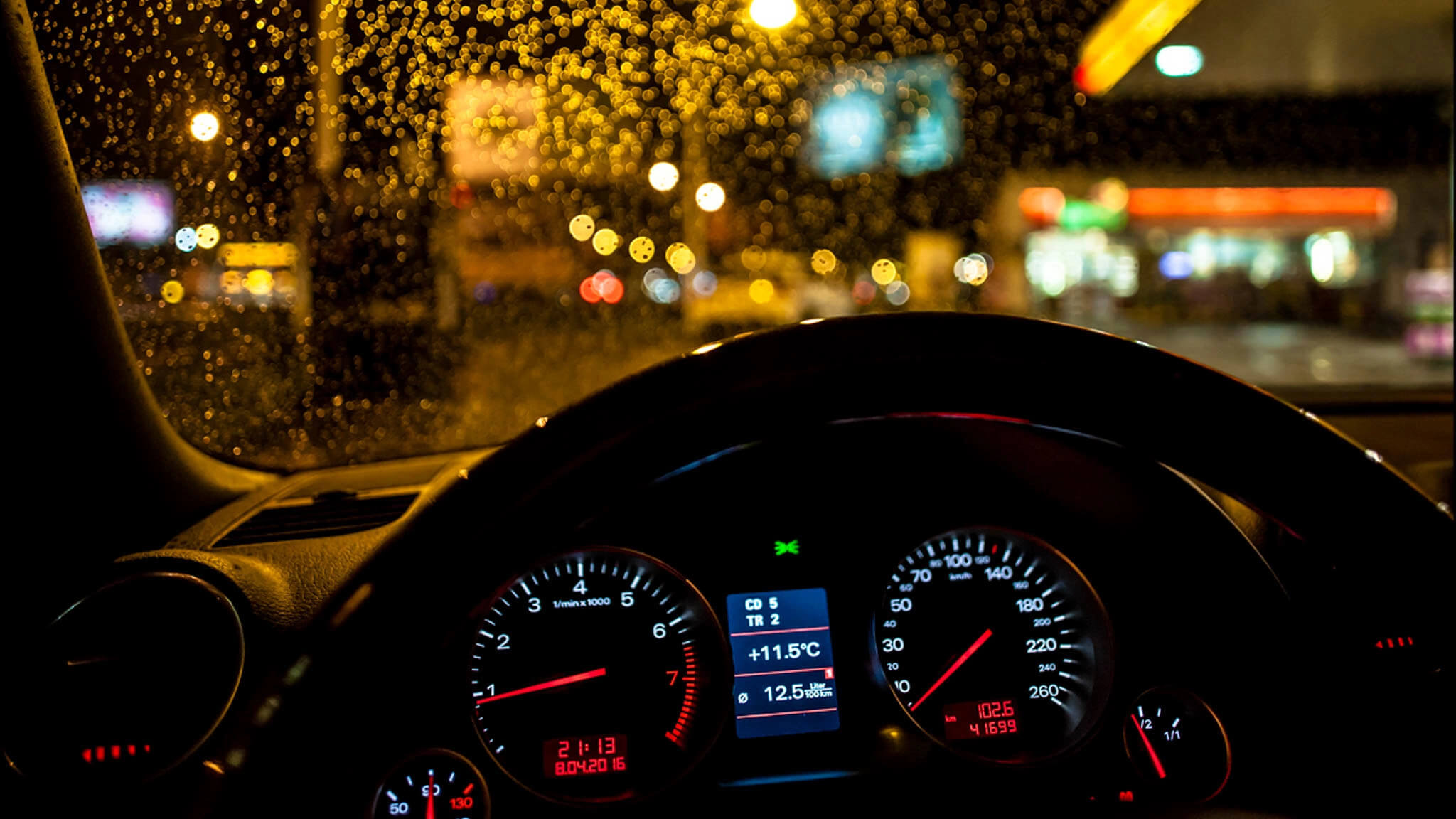 Kinh nghiệm lái xe ban đêm: Bạn có biết lái xe ban đêm cần những kinh nghiệm riêng? Chuyên mục của chúng tôi sẽ giúp bạn tìm hiểu những kinh nghiệm, bí kíp lái xe an toàn và chính xác nhất. Hãy cùng xem hình ảnh liên quan đến chủ đề này.