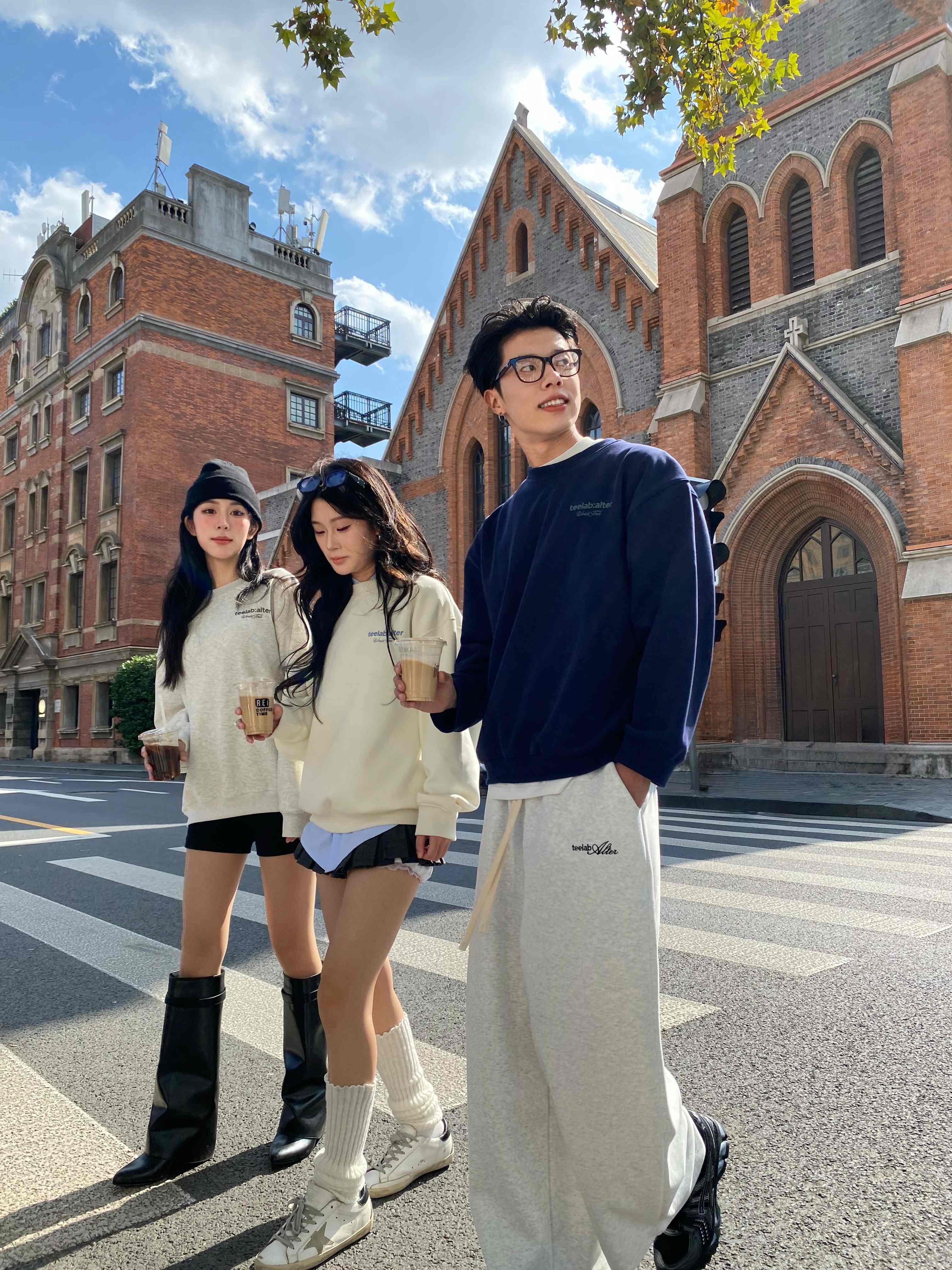 Áo Sweatshirt Local Brand Unisex Teelab Signature Sweatshirt HD096