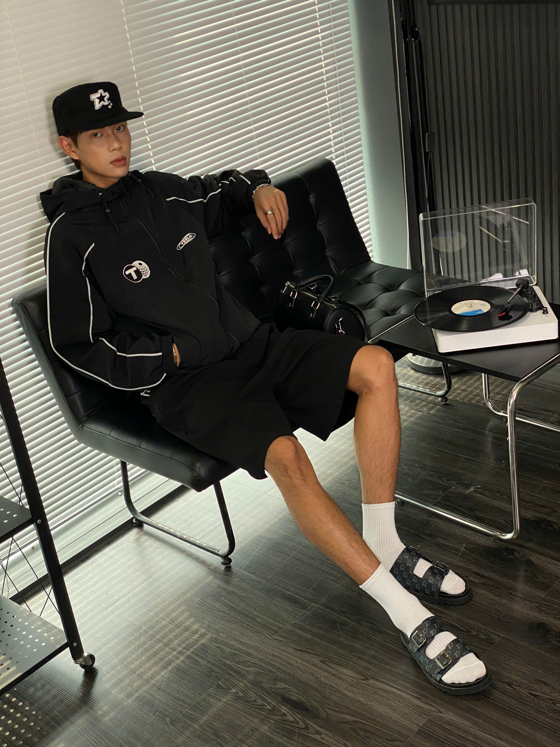 Dép Local Brand Teelab Monogram AC109