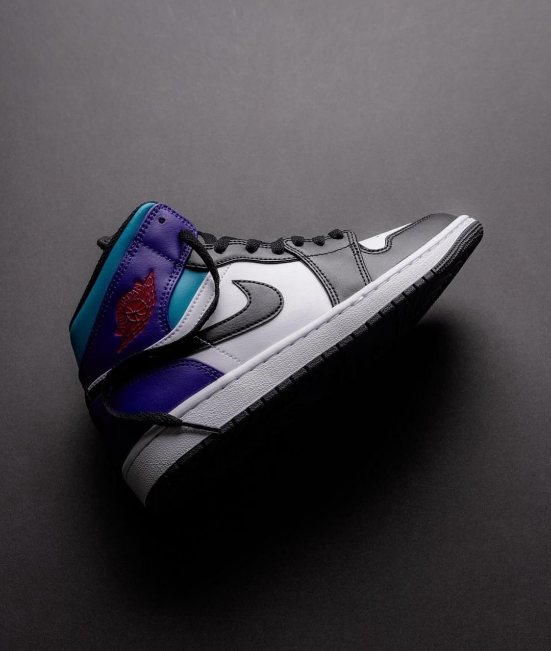 Giày Nike Air Jordan High Zoom League Of Legends Esports Nike Air