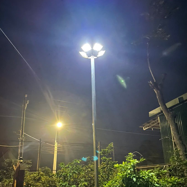 Tại sao đèn năng lượng mặt trời là giải pháp chiếu sáng tốt nhất cho công viên và khu giải trí?