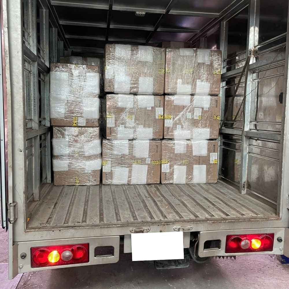 KITAWA giao đèn năng lượng mặt trời cho công viên mới tại Bình Dương