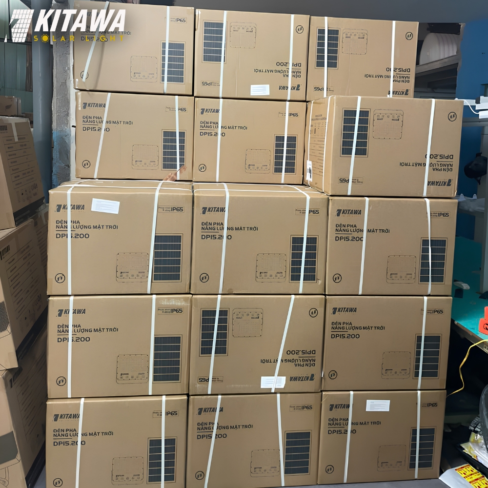 KITAWA cung cấp 120 đèn pha chống chói năng lượng mặt trời cho trại tôm Bạc Liêu