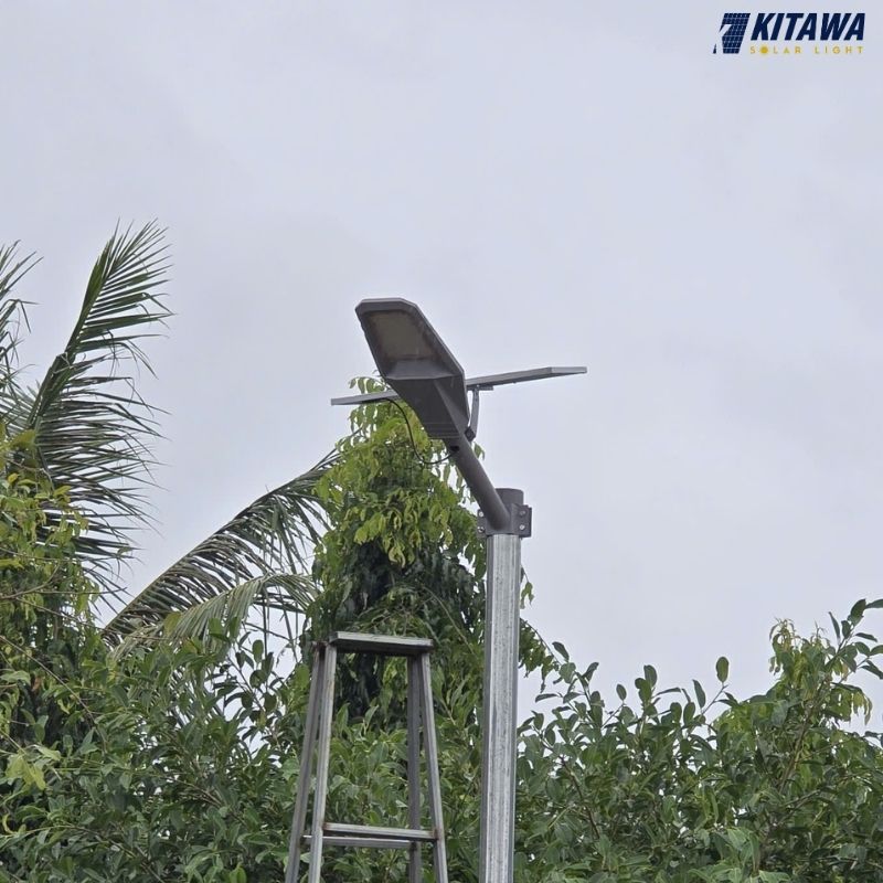 KITAWA hoàn thành lắp đặt đèn đường năng lượng mặt trời cho sân vườn tại biệt thự anh Minh