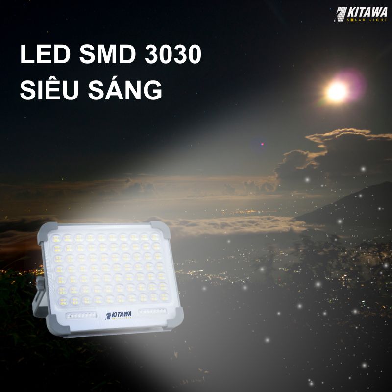 đèn cầm tay năng lượng mặt trời 50w