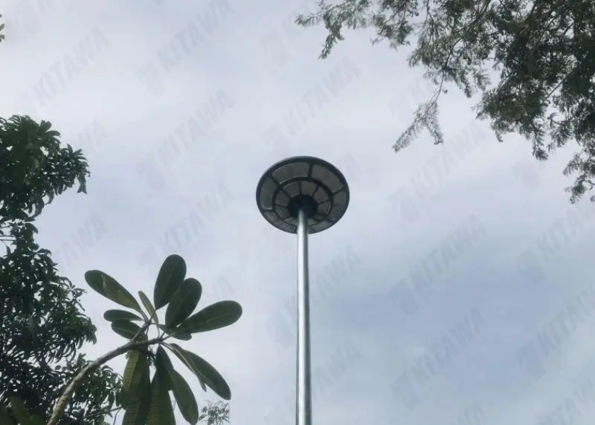 Đèn năng lượng mặt trời hình đĩa bay
