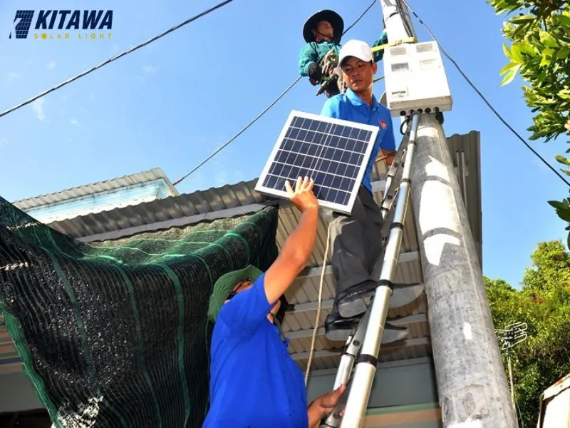 Dịch vụ lắp đặt đèn năng lượng tại nhà