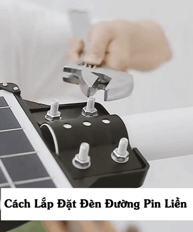 Cách lắp đặt đèn đường pin liền