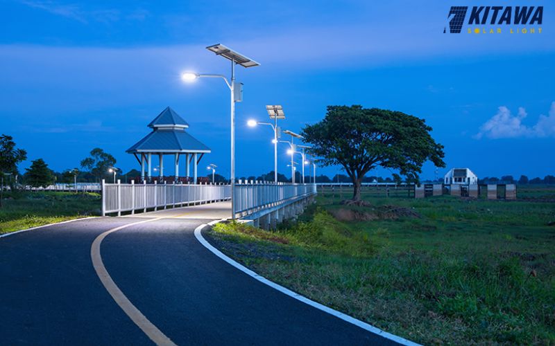 Đèn năng lượng mặt trời thiết kế gọn nhẹ, không cần đấu nối điện