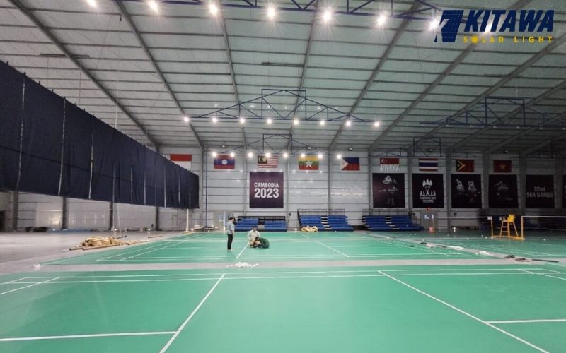 Đảm bảo chiều cao của ánh sáng đèn vừa đủ, tránh gây chói mắt