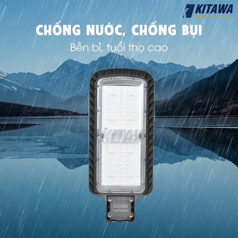 Đèn vẫn hoạt động khi trời mưa bão