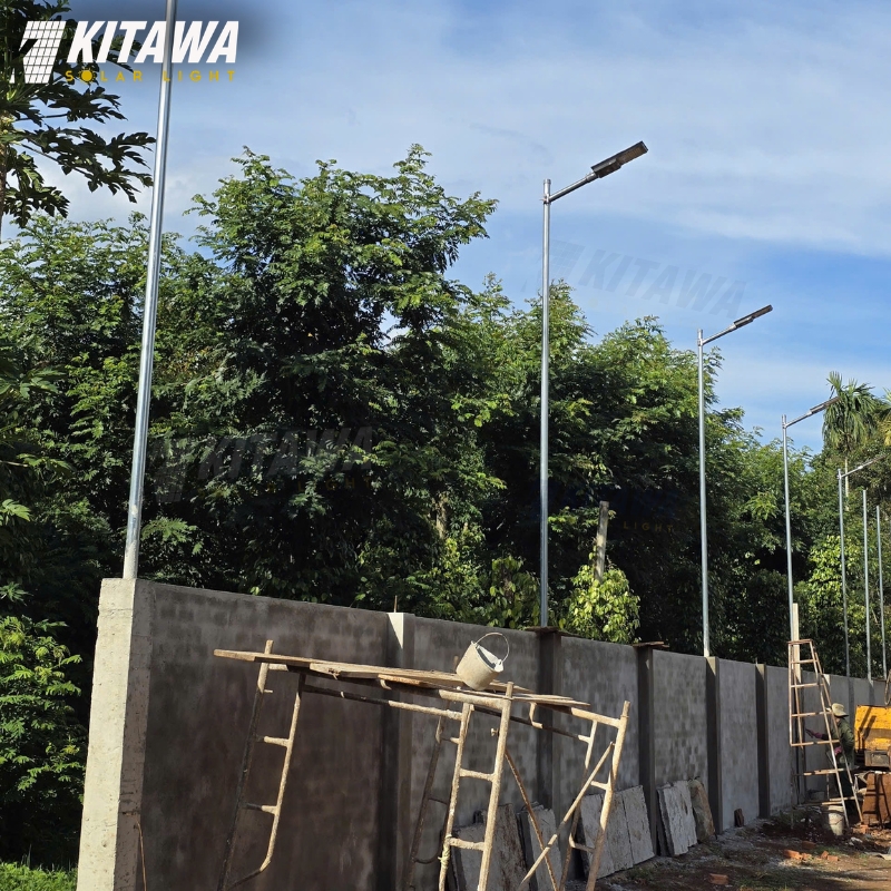 Hình ảnh thực tế được lắp đặt hệ thống đèn năng lượng mặt trời KITAWA
