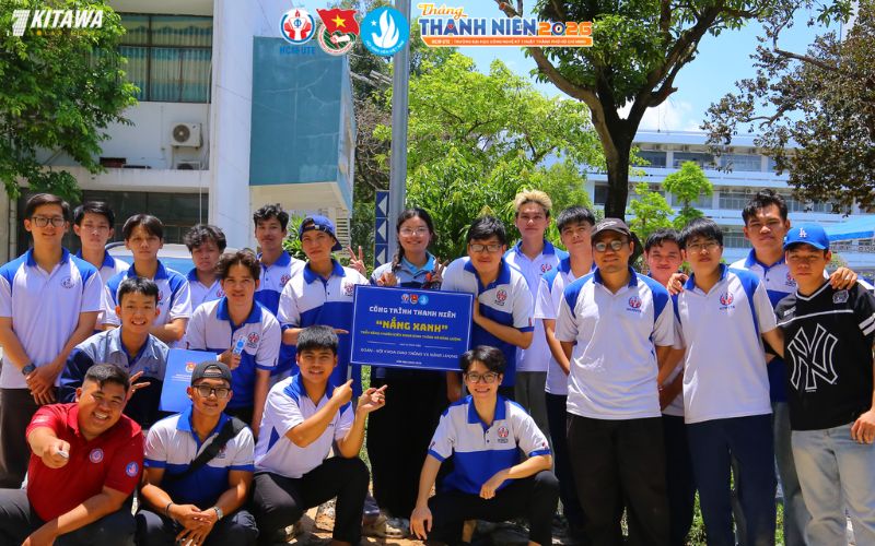lắp đặt đèn năng lượng mặt trời cho công trình thanh niên “Nắng Xanh”