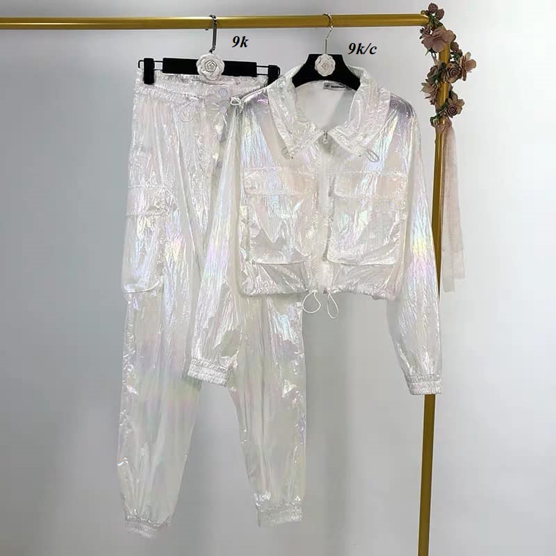 Móc áo nhựa nhập khẩu màu đen phun than