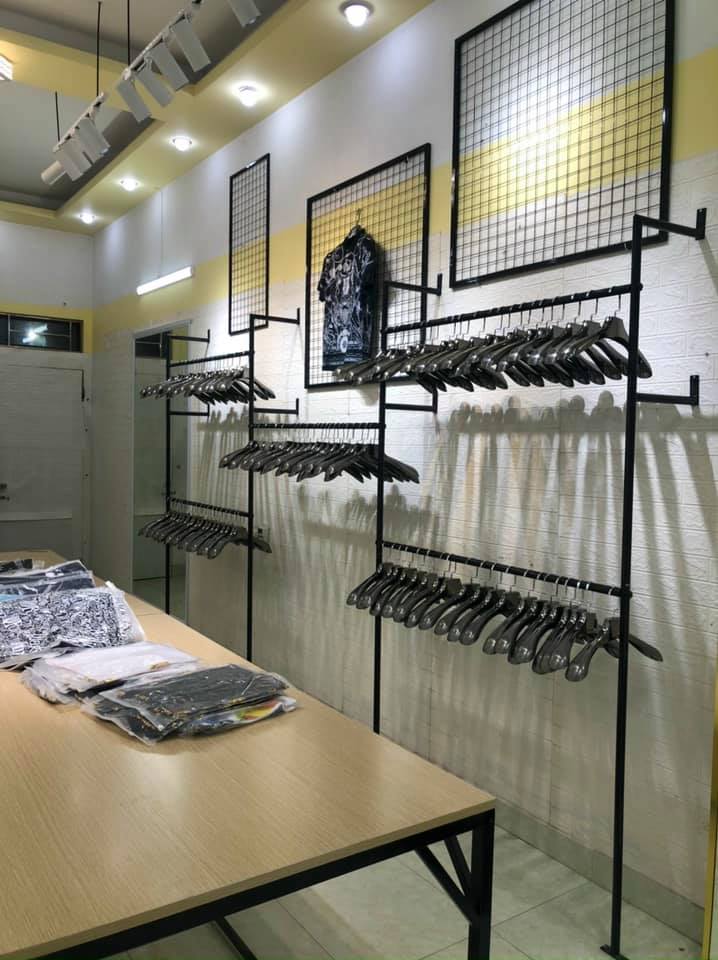 Móc áo nhựa nhập khẩu mạ màu xám