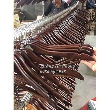 Móc áo gỗ tam giác màu nâu (Móc gỗ chữ A)