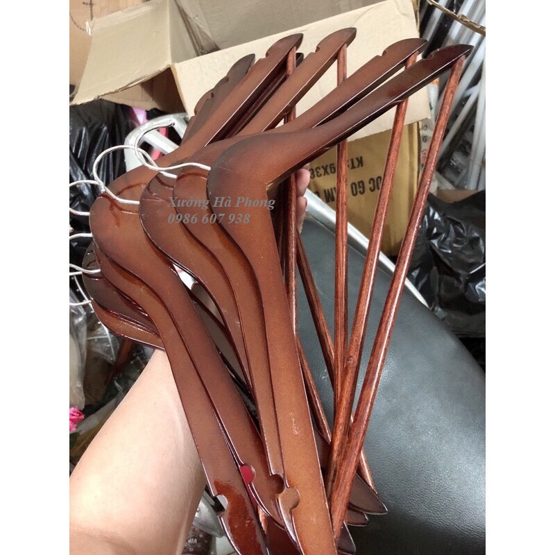 Móc áo gỗ tam giác màu nâu (Móc gỗ chữ A)