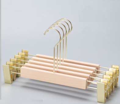 Kẹp quần gỗ mộc,đầu kẹp inoc vàng,đầu móc tròn vàng 15cm