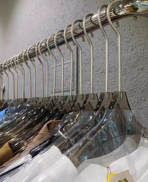 Móc áo xám nữ dày