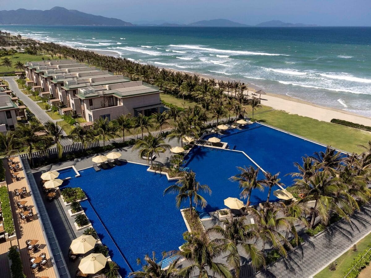 wyndham-garden-cam-ranh-pool