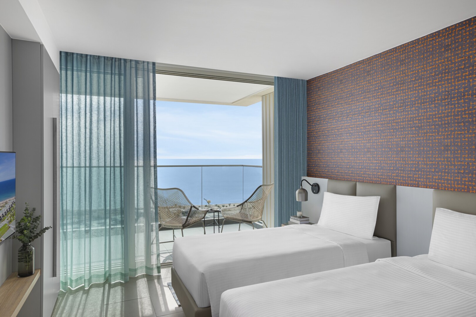Alma-resort-cam-ranh-suite-2