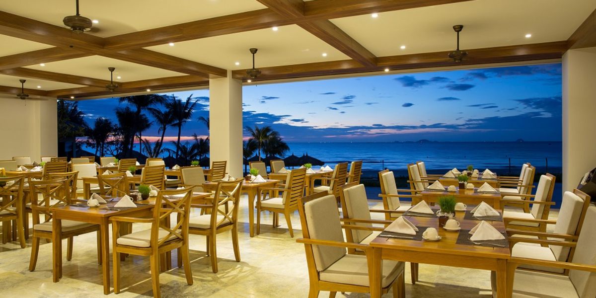 Cam Ranh Riviera Beach Resort & Spa