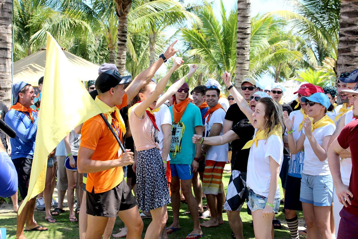 cam-ranh-riviera-beach-teambuilding