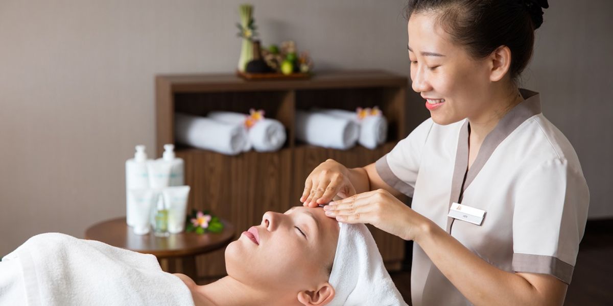 Cam Ranh Riviera Beach Resort & Spa