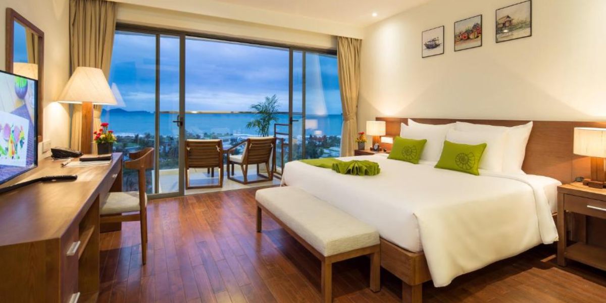 Cam Ranh Riviera Beach Resort & Spa