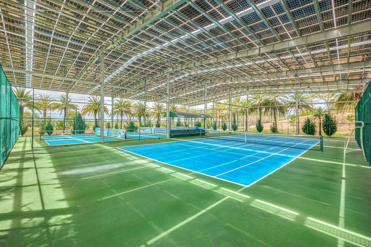 san-quan-vot-pickleball-duyen-ha-resort-cam-ranh