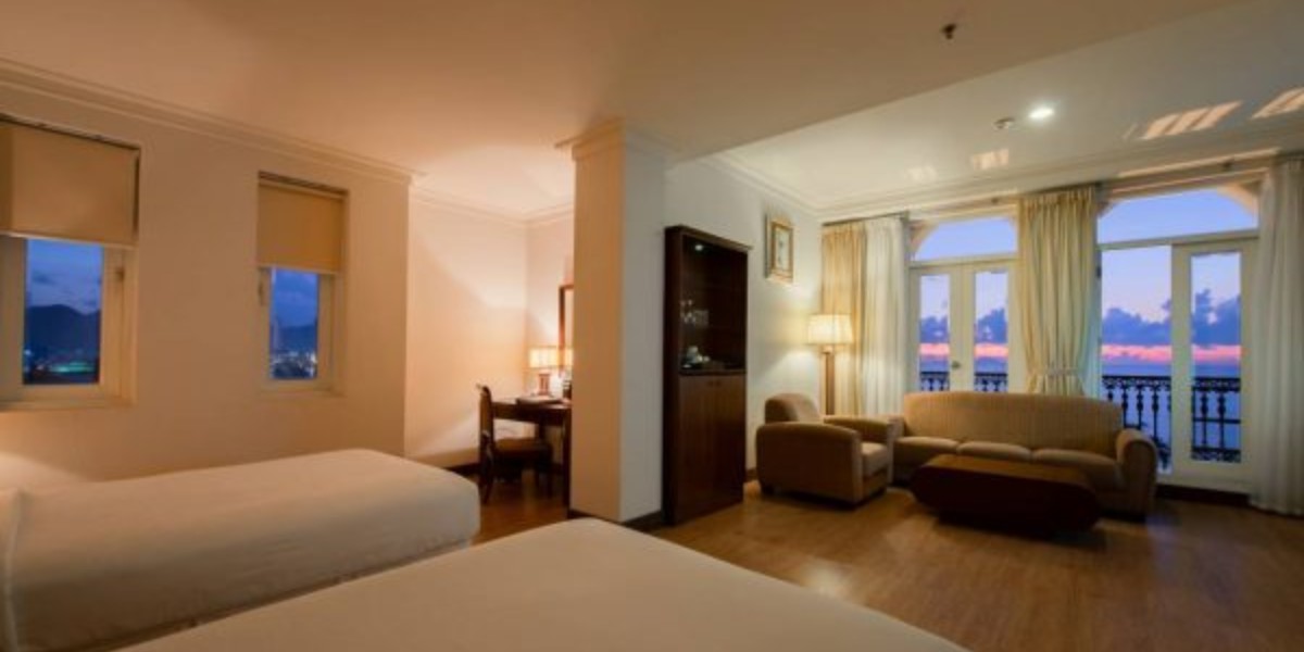 Khách sạn Sunrise Nha Trang