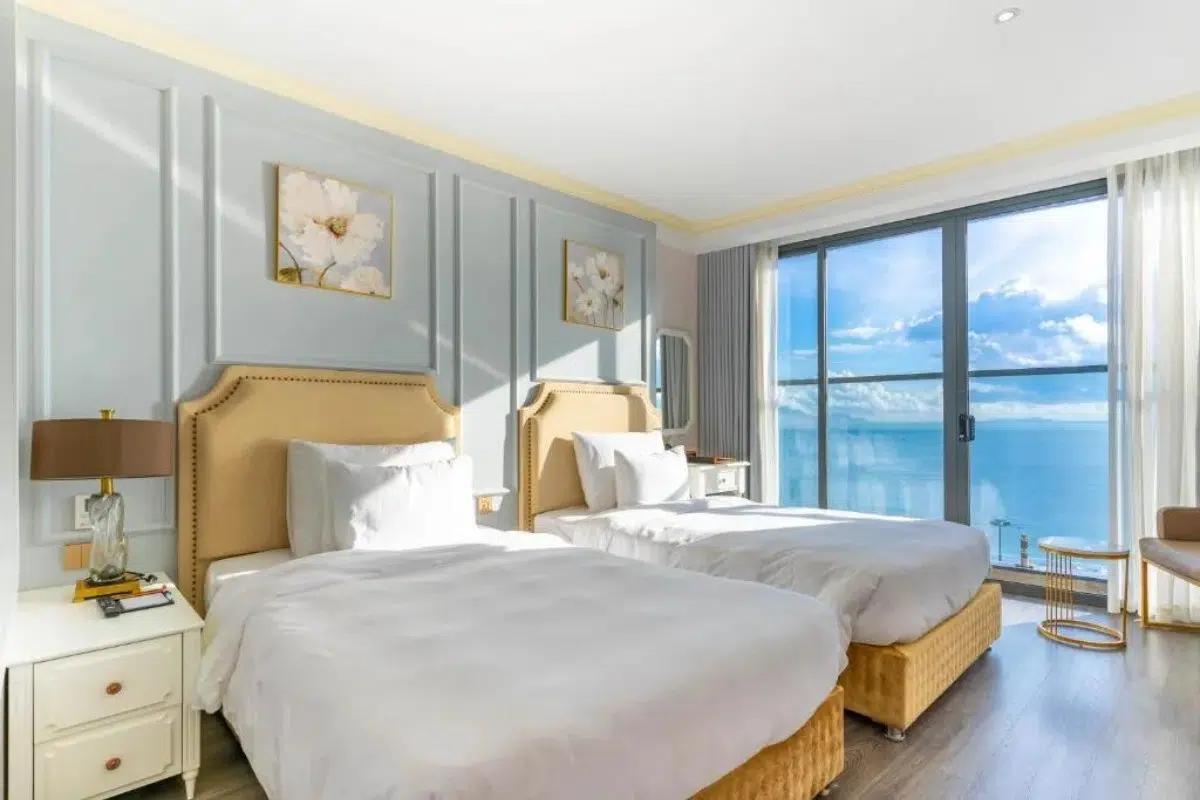 phong-deluxe-twin-ocean-view-la-vague-hotel