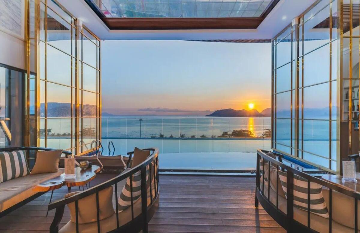 ho-boi-la-vague-hotel-nha-trang