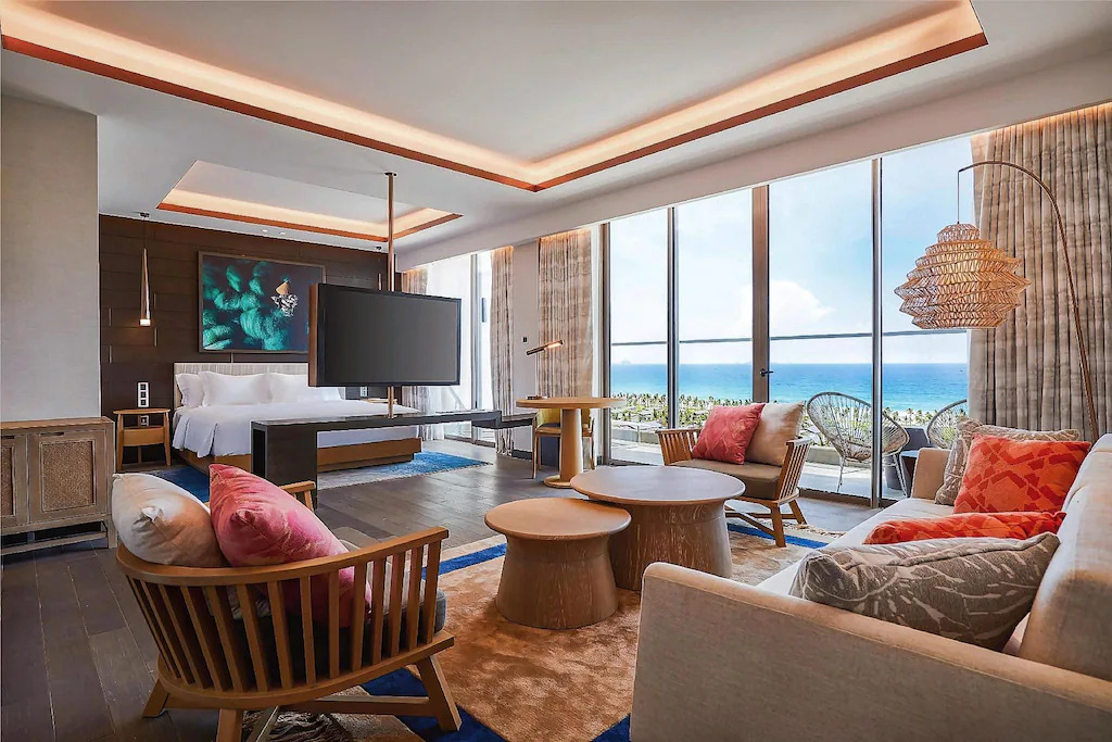 suite-huong-bien-radisson-blu-resort-cam-ranh