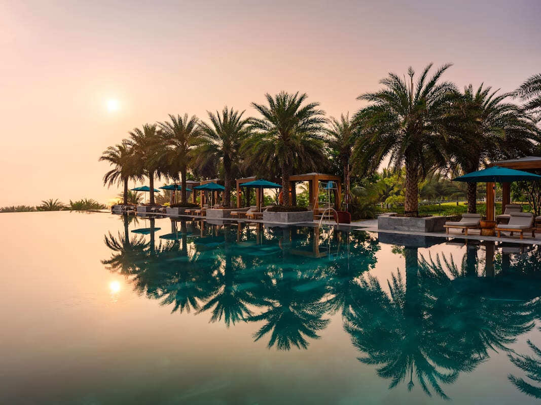 radisson-blu-cam-ranh-hoang-hon-ben-bien