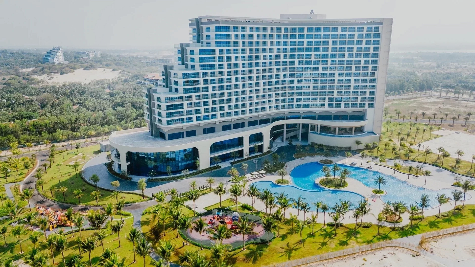 Aquamarine Cam Ranh By Swandor – Combo nghỉ dưỡng