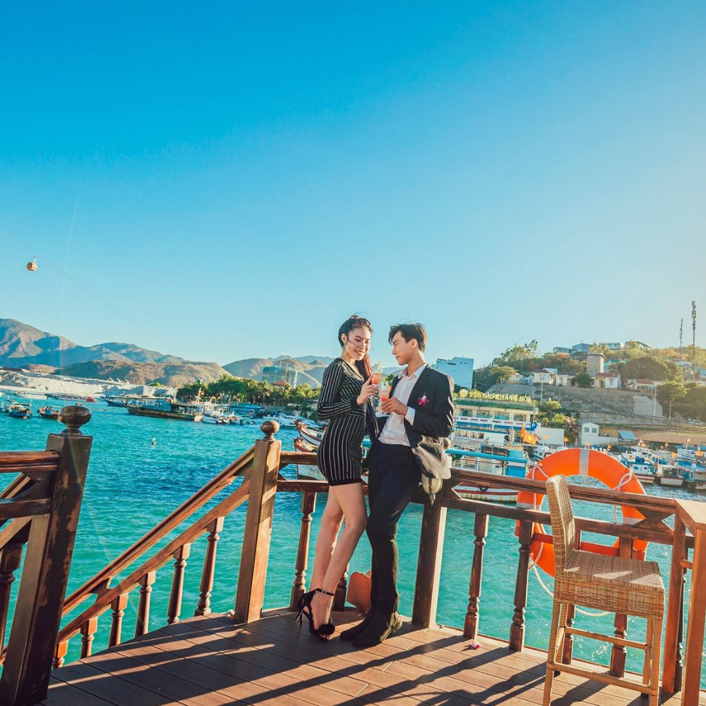 Tour Du Thuyền Emperor Cruises Nha Trang