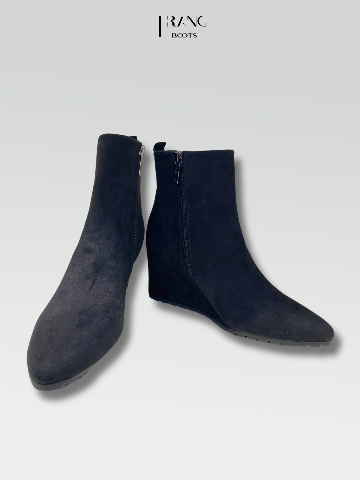 ANNE KLEIN WOMEN'S WEDGE CHELSEA BOOTS SUEDE BLACK - ANNE KLEIN WEDGE CHELSEA BOOTS DA LỘN MÀU ĐEN ĐẾ XUỒNG