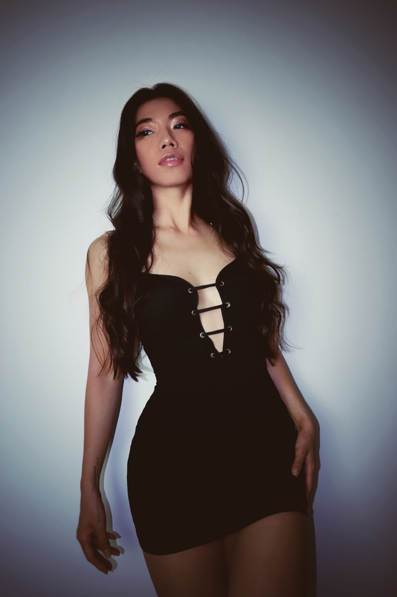 ĐẦM BODY CÚP NGỰC ĐEN