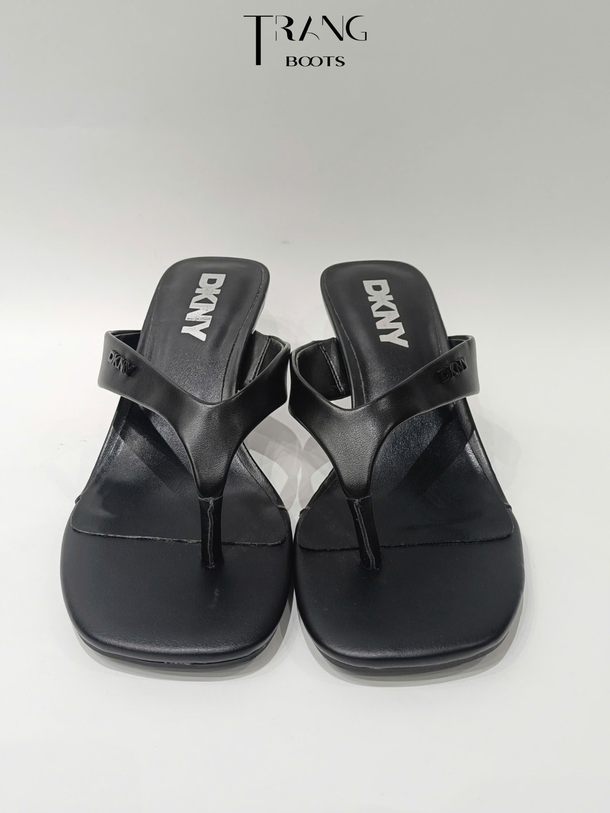 GUỐC XỎ NGÓN DKNY