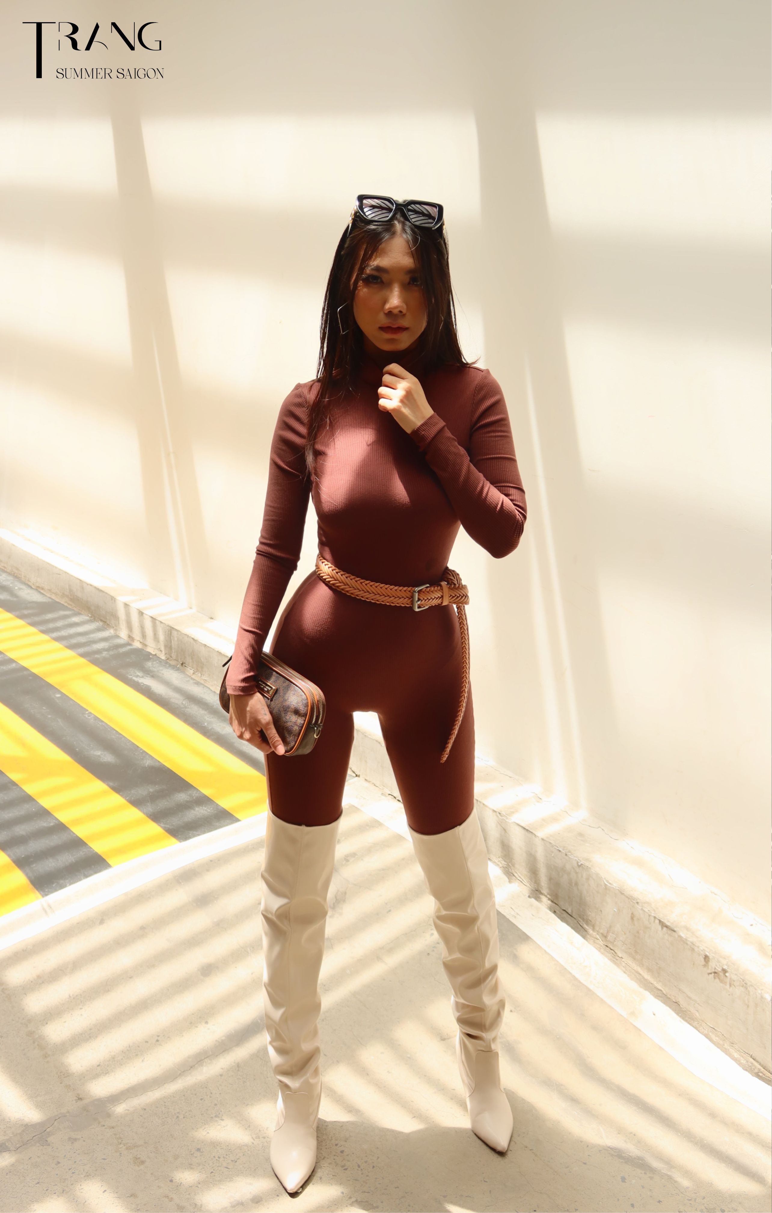 KNEE BOOTS PHOM NHÚN