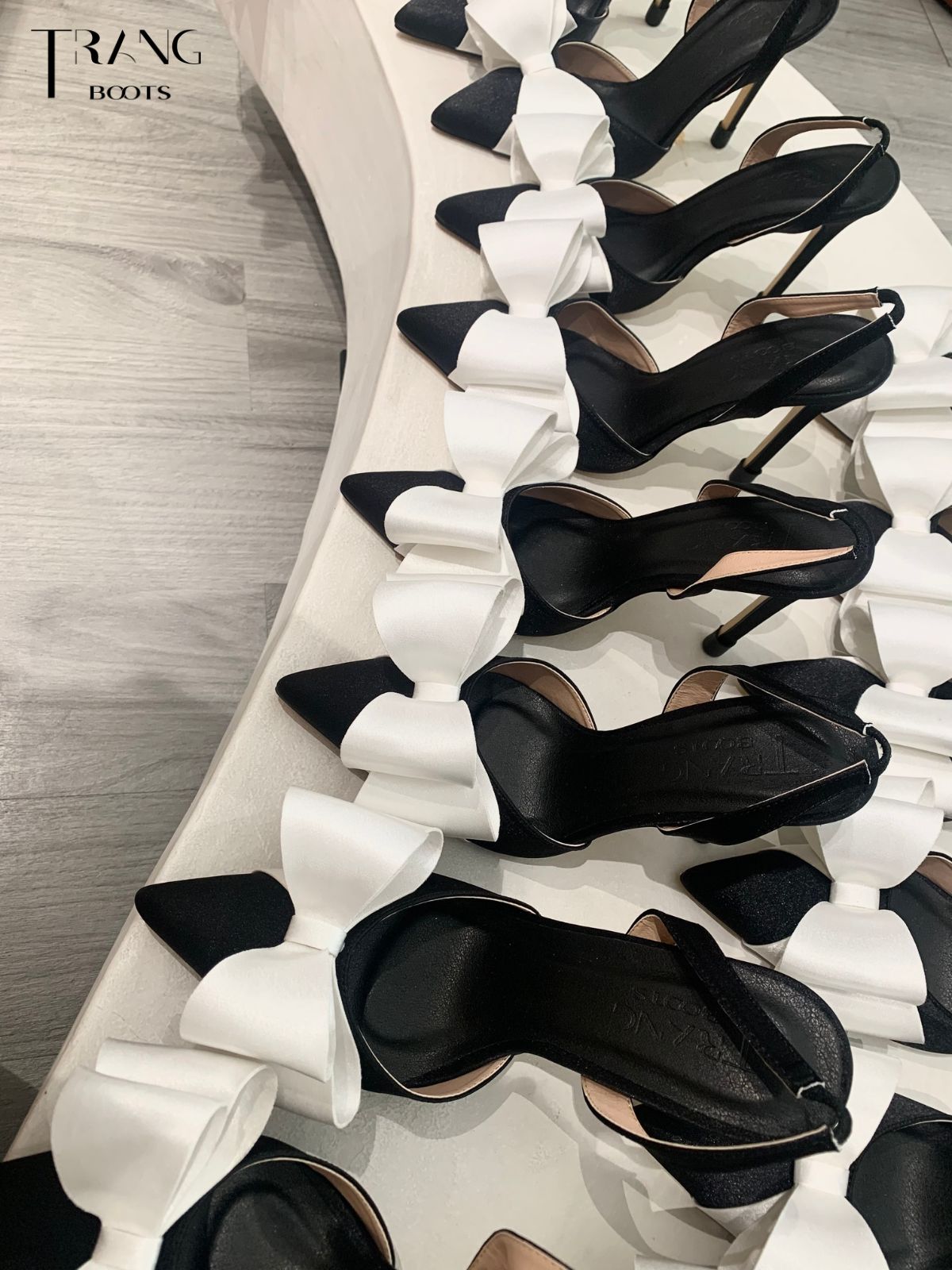 GIÀY CAO GÓT MŨI NHỌN PHỐI NƠ TRẮNG SANG TRỌNG GÓT 10CM LISA PHIÊN BẢN 3.0