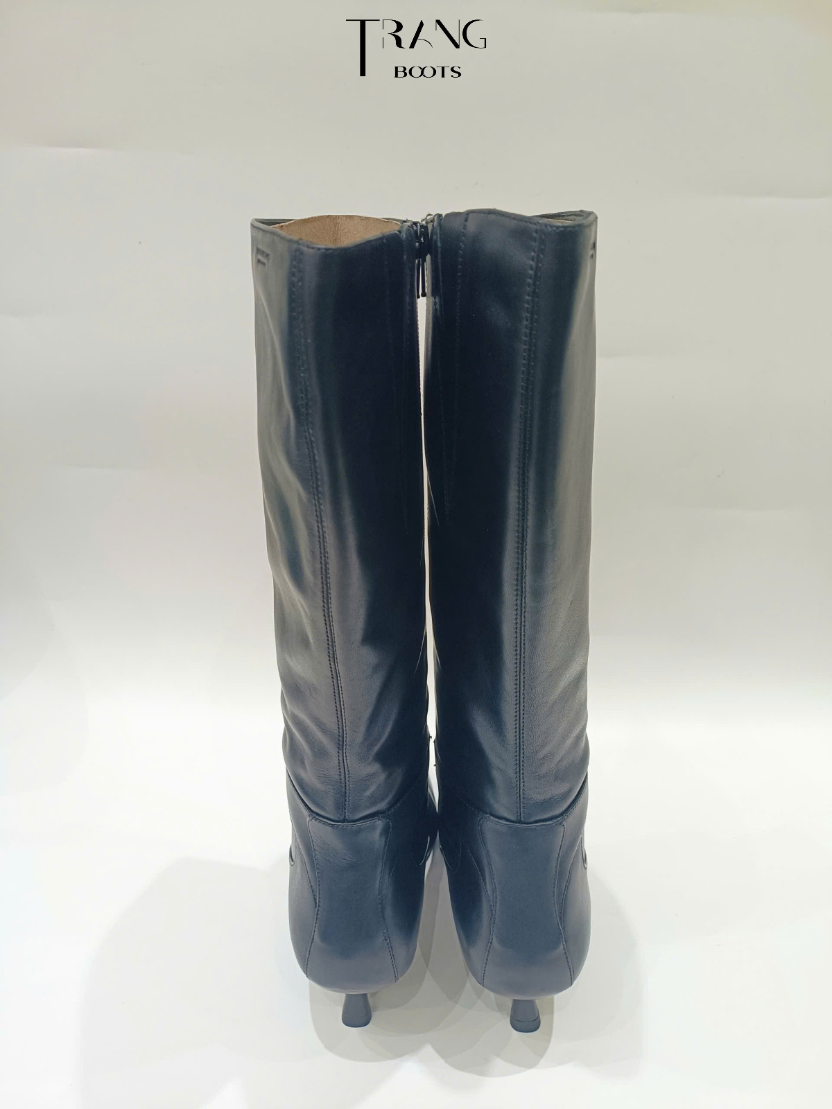 KNEEBOOTS ĐEN VAGABOND MŨI NHỌN