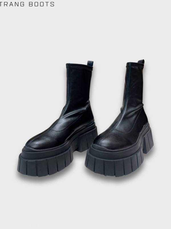 PLATFROM CHELSEA BOOTS BERSHKA