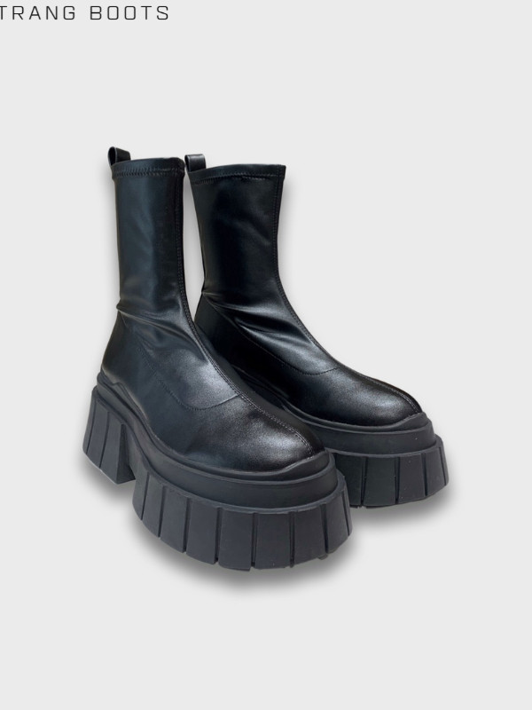 PLATFROM CHELSEA BOOTS BERSHKA
