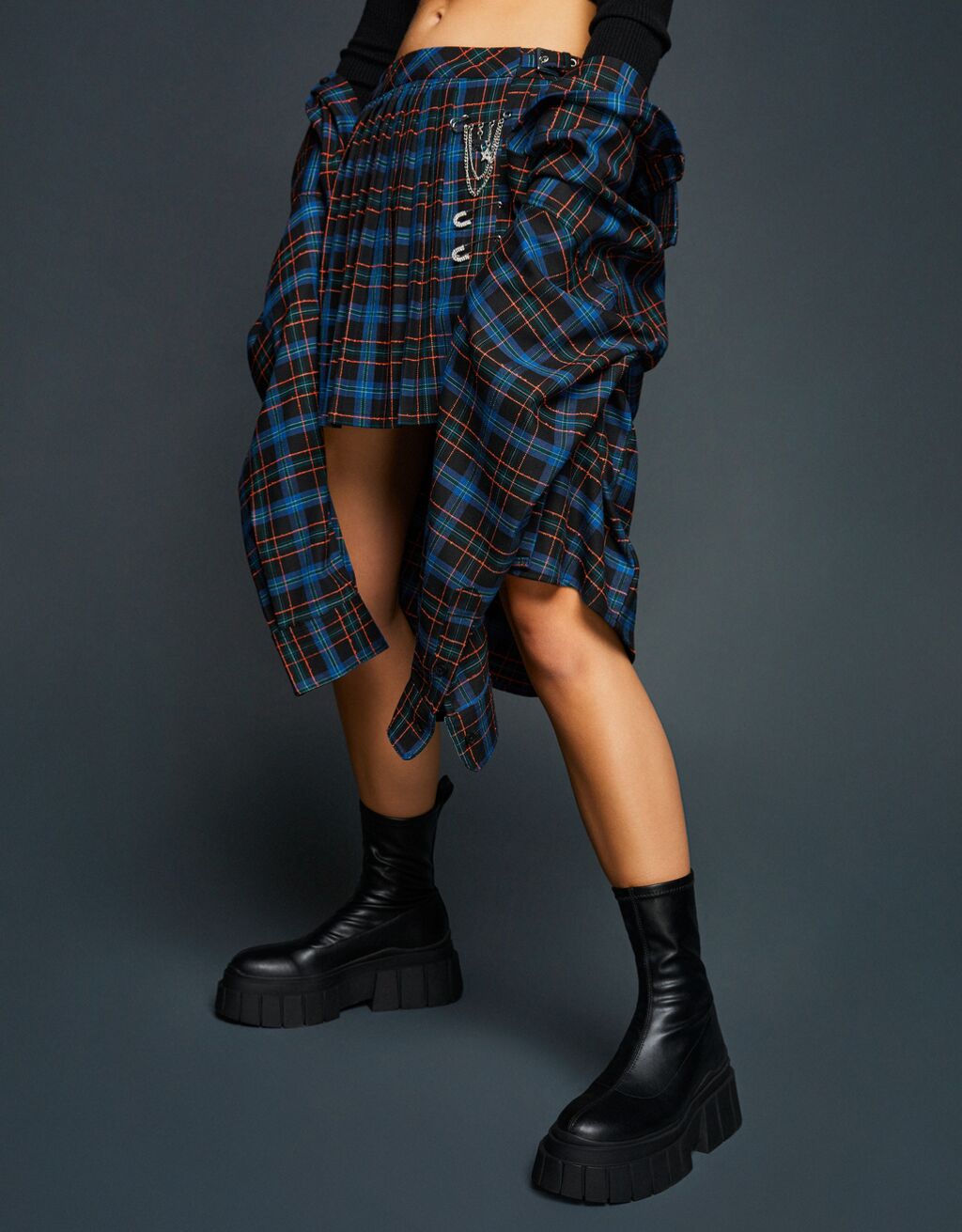 PLATFROM CHELSEA BOOTS BERSHKA