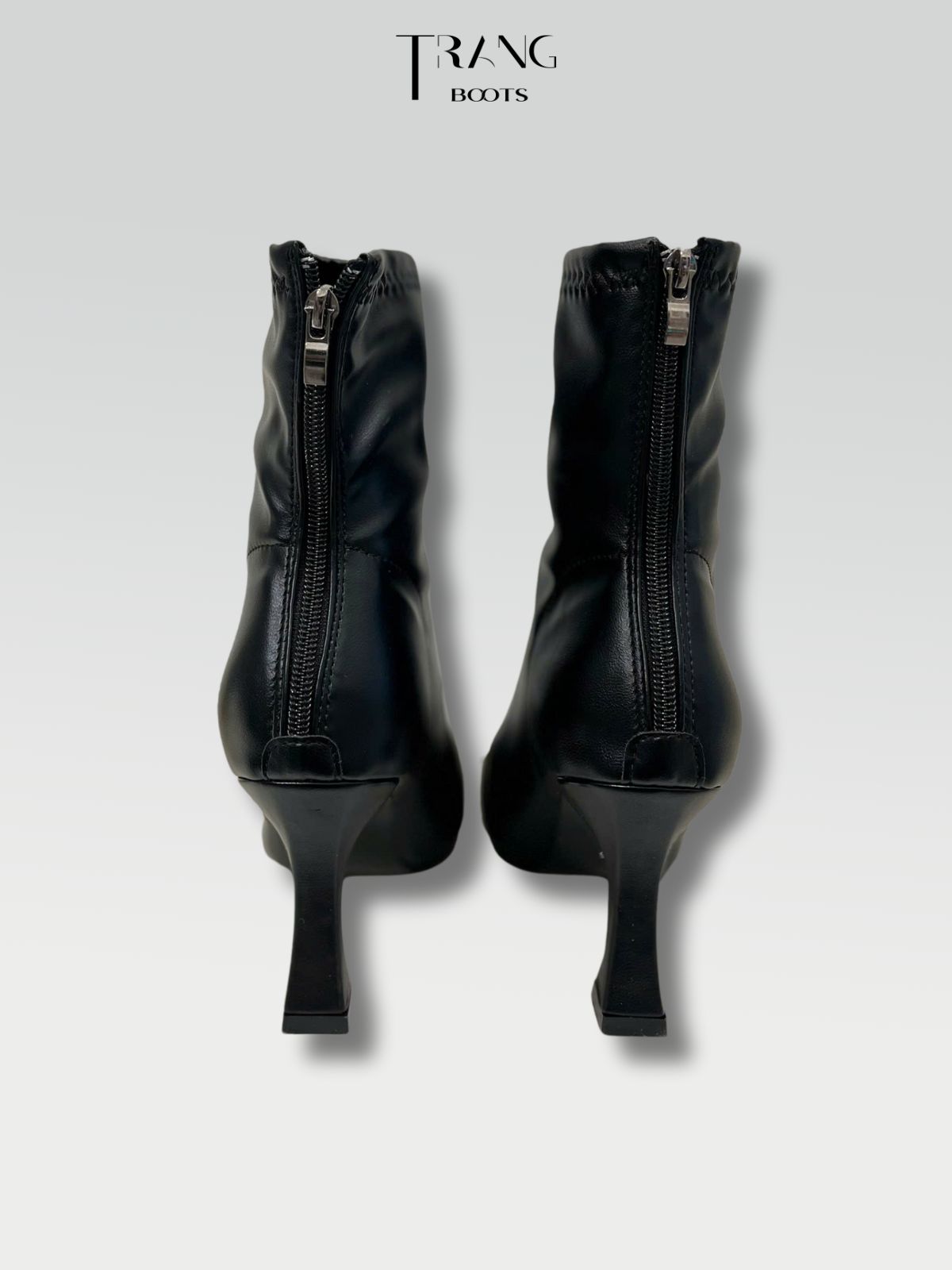 ANKLE BOOTS GÓT NHỌN DA MỜ MÀU TRẮNG KEM